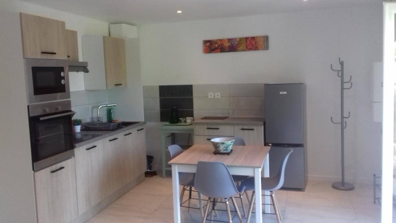 Gite 4 Personnes Au Calme Et Tout Confort Saint-Vallier  外观 照片